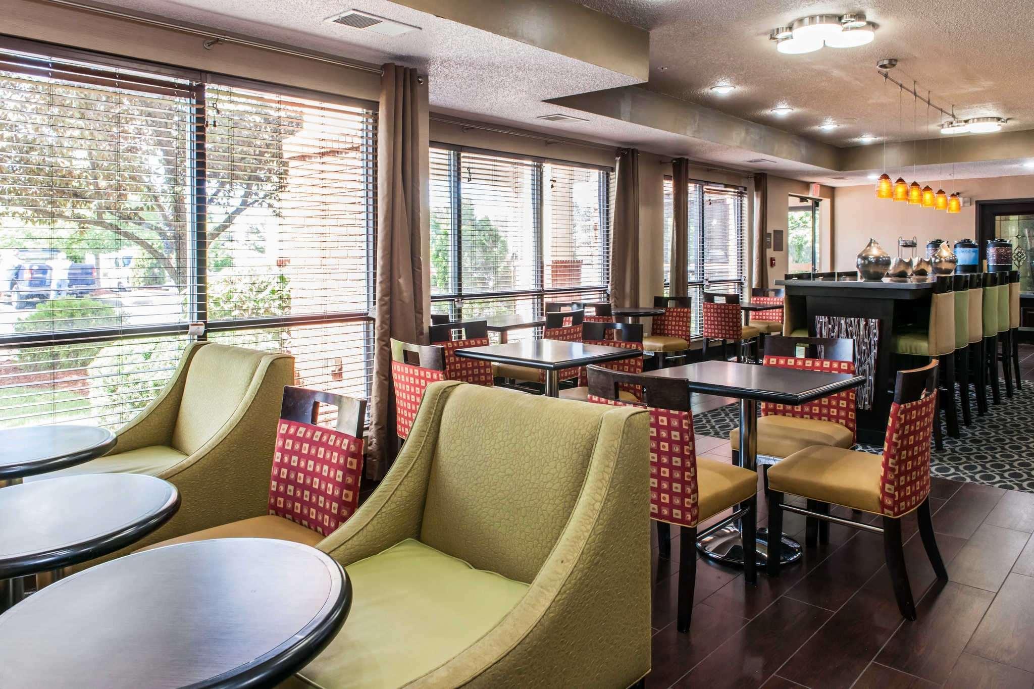 Comfort Inn Blue Ash North Exterior foto