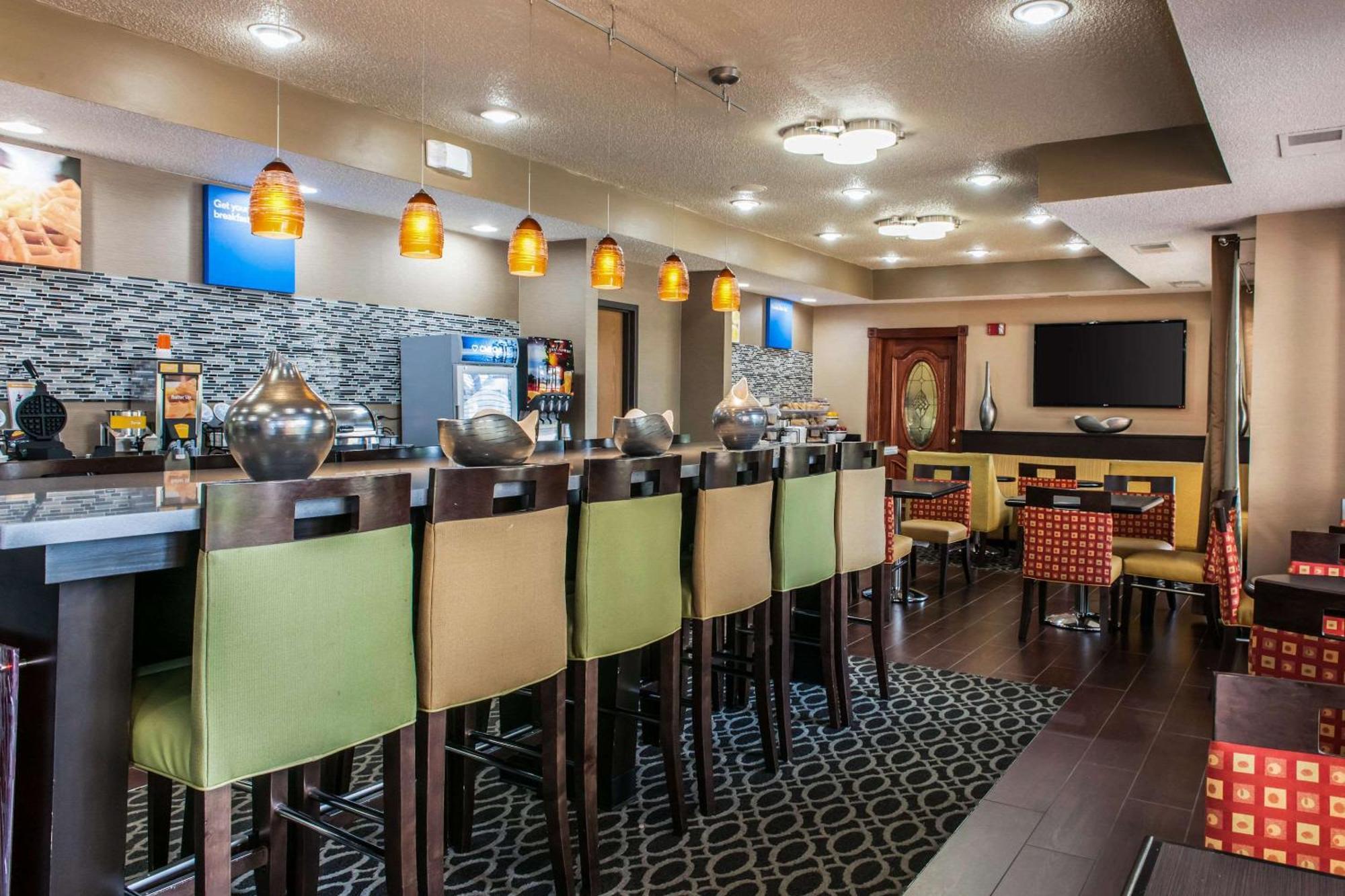 Comfort Inn Blue Ash North Exterior foto