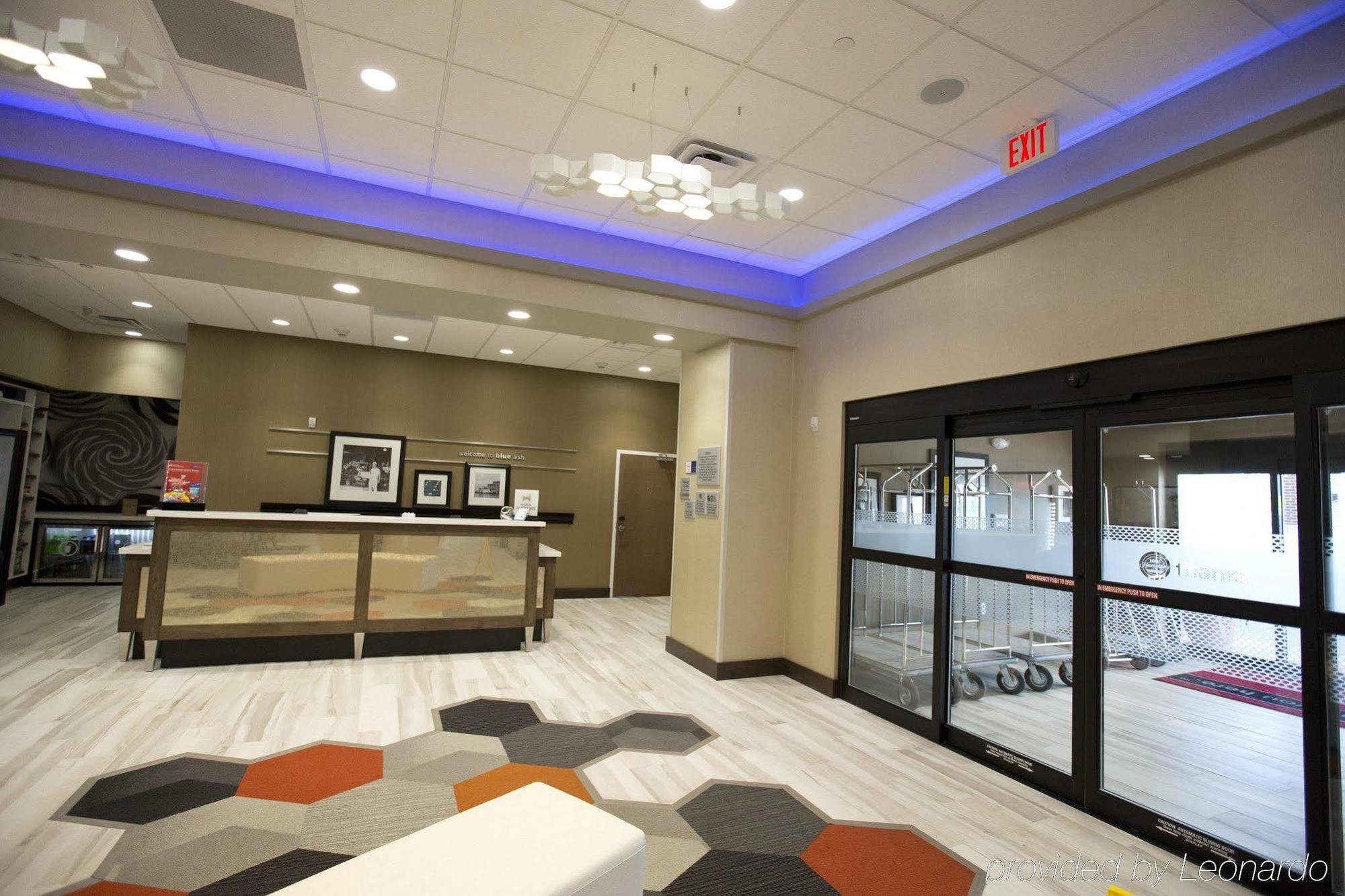 Comfort Inn Blue Ash North Exterior foto